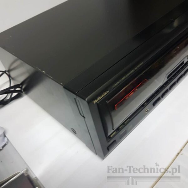 Odtwarzacz CD Technics SL-MC400 Zmieniarka  111xCD - obrazek 7
