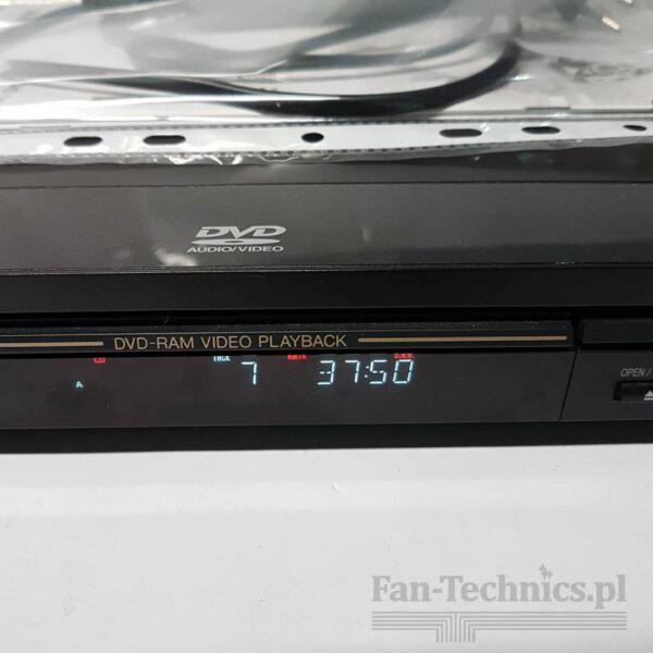 Odtwarzacz DVD Panasonic S-75 - obrazek 4