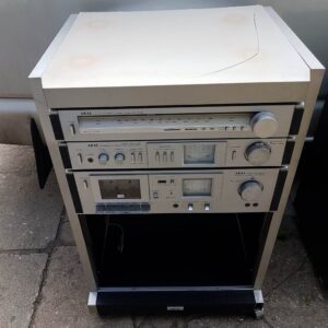 Zestaw stereo AKAI AM-U01, AT-K02, CS-M01A   + szafka