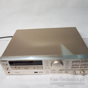 Magnetofon DAT Technics SV-DA10